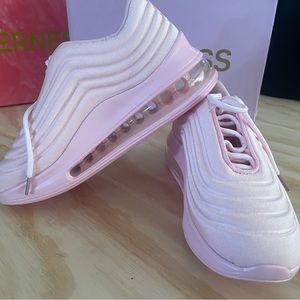 Berness Women’s Pink Sneakers
